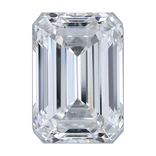 5.04 ct emerald lab-grown diamond, D color, VVS1 clarity, IGI certified, still from its 360° video
