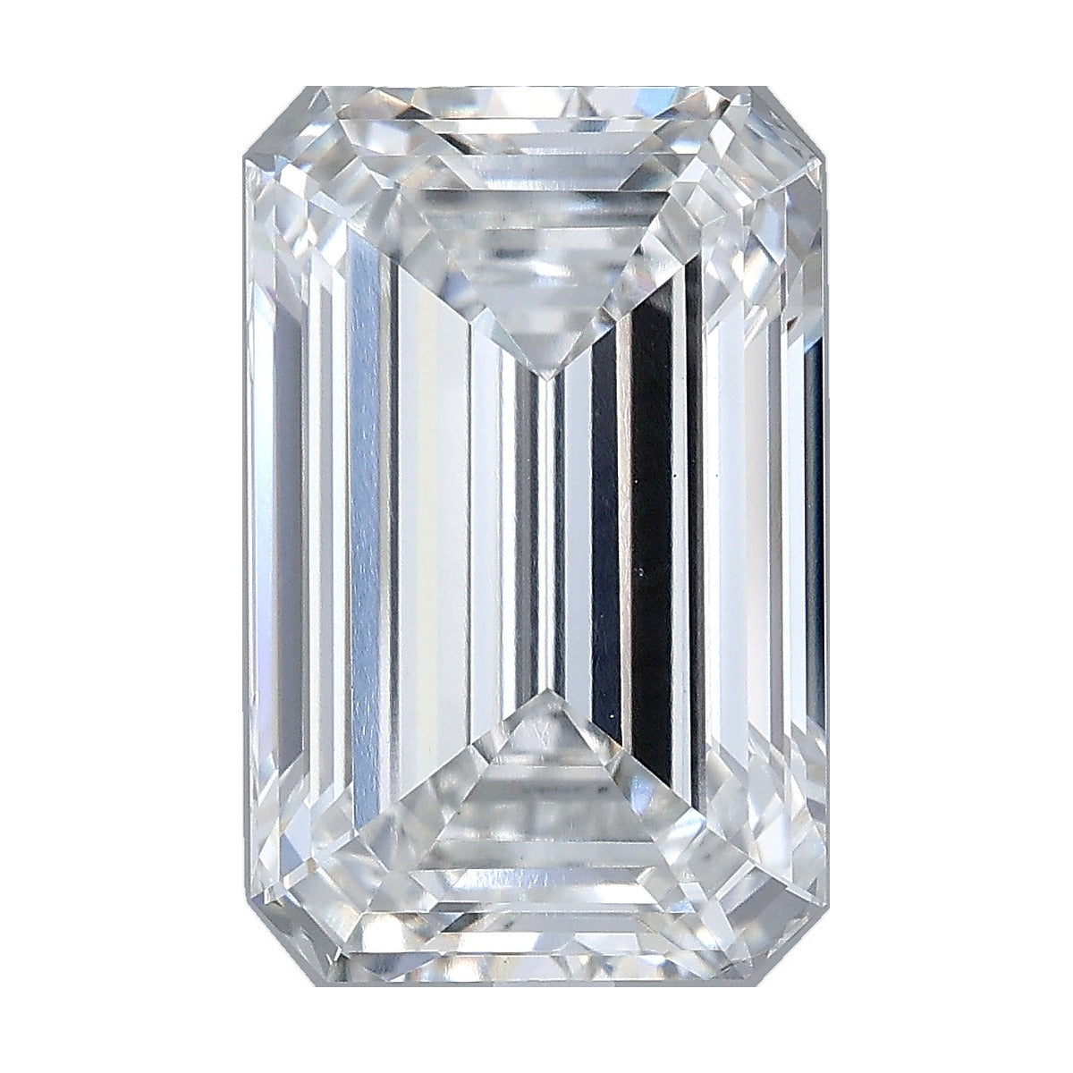 5.04 ct emerald lab-grown diamond, F color, VS1 clarity, IGI certified, still from its 360° video