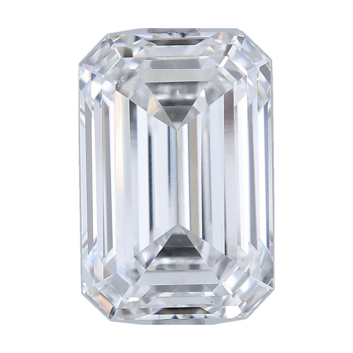 5.14 ct emerald lab-grown diamond, E color, VVS1 clarity, GIA certified, still from its 360° video