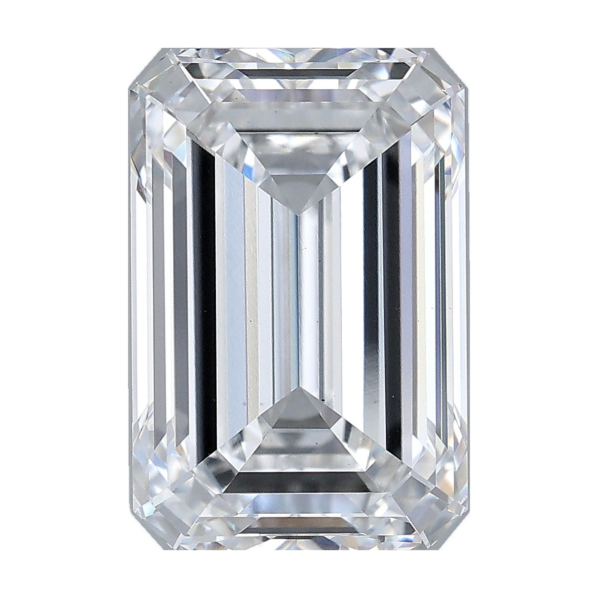 5.52 ct emerald lab-grown diamond, E color, VS1 clarity, IGI certified, still from its 360° video