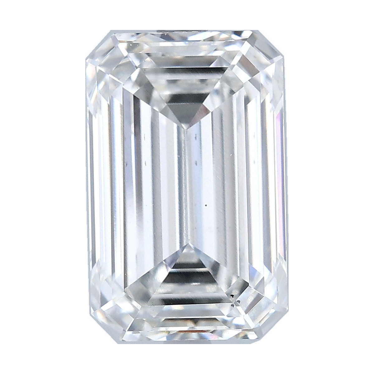 5.54 ct emerald lab-grown diamond, F color, VS2 clarity, IGI certified, still from its 360° video