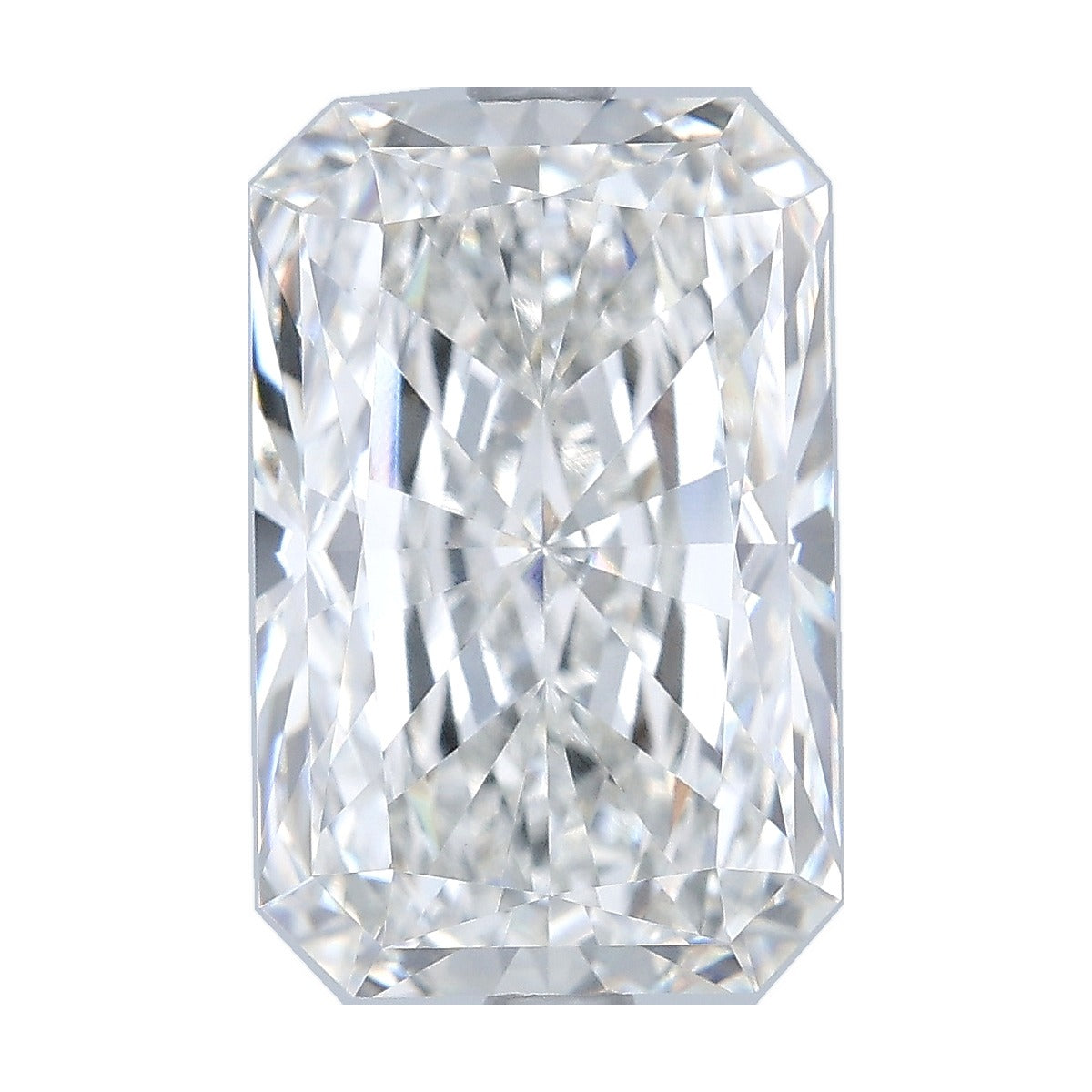 5.55 ct radiant lab-grown diamond, G color, VVS2 clarity, IGI certified, still from its 360° video