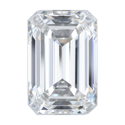 5.58 ct emerald lab-grown diamond, G color, VVS2 clarity, IGI certified, still from its 360° video