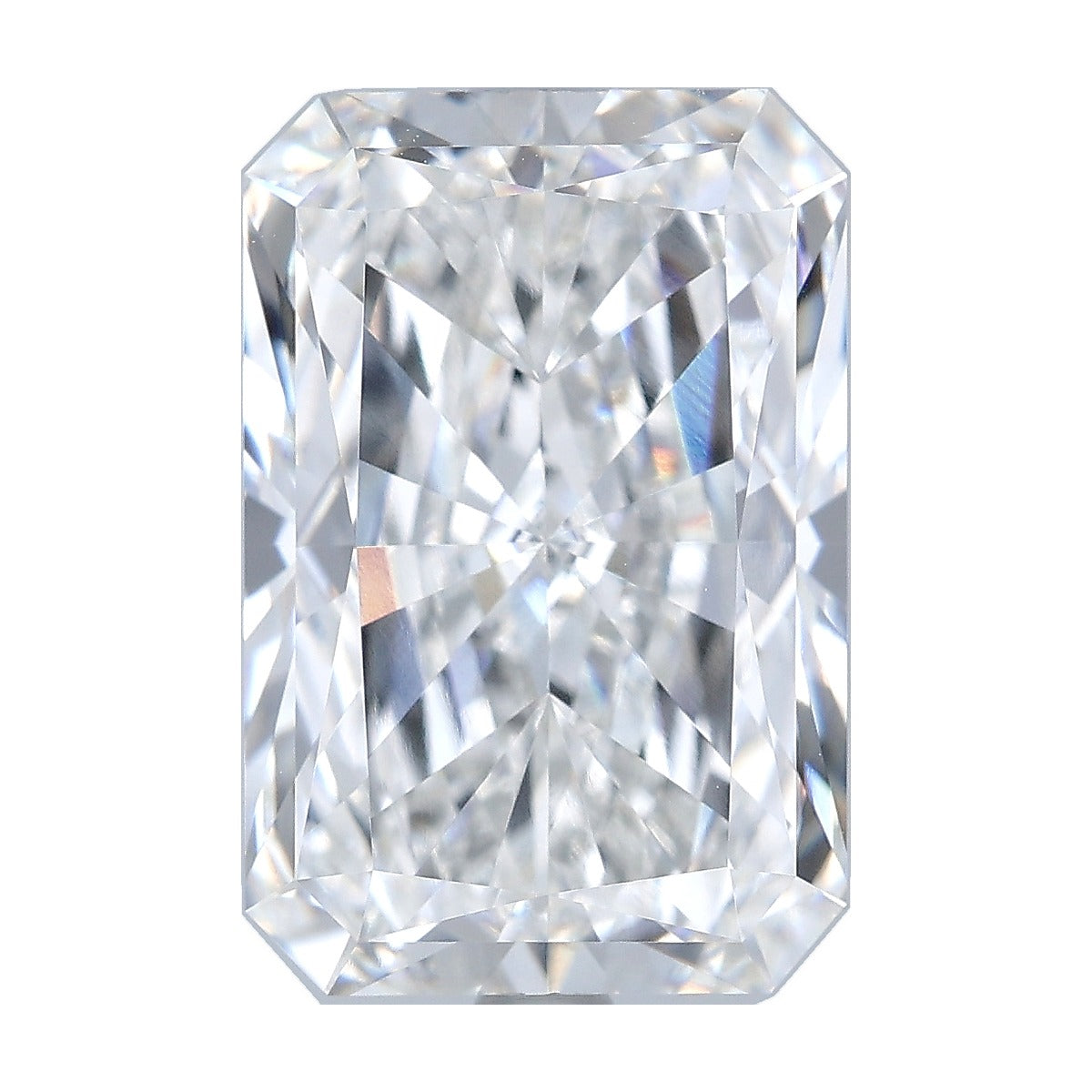 5.58 ct radiant lab-grown diamond, F color, VVS2 clarity, IGI certified, still from its 360° video