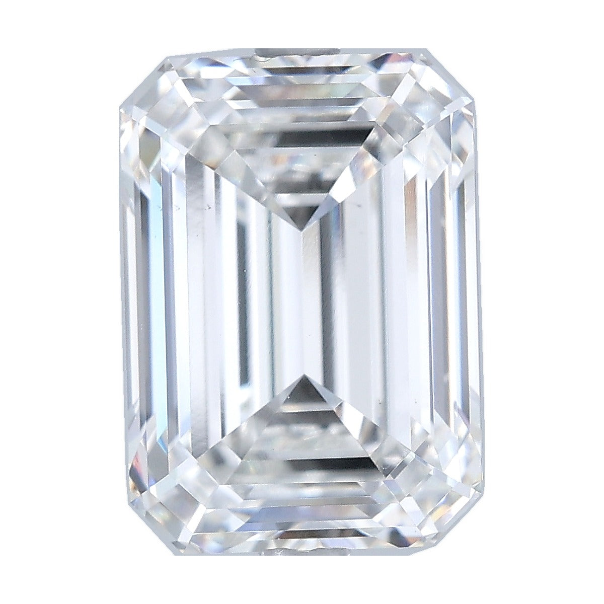 6.57 ct emerald lab-grown diamond, F color, VS1 clarity, IGI certified, still from its 360° video