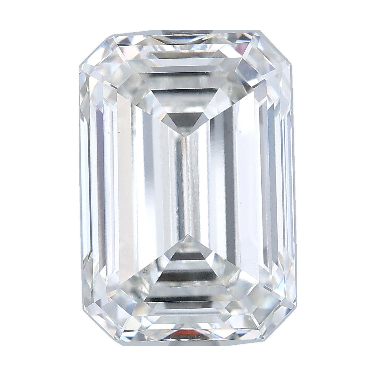 7.05 ct emerald lab-grown diamond, G color, VS1 clarity, IGI certified, still from its 360° video