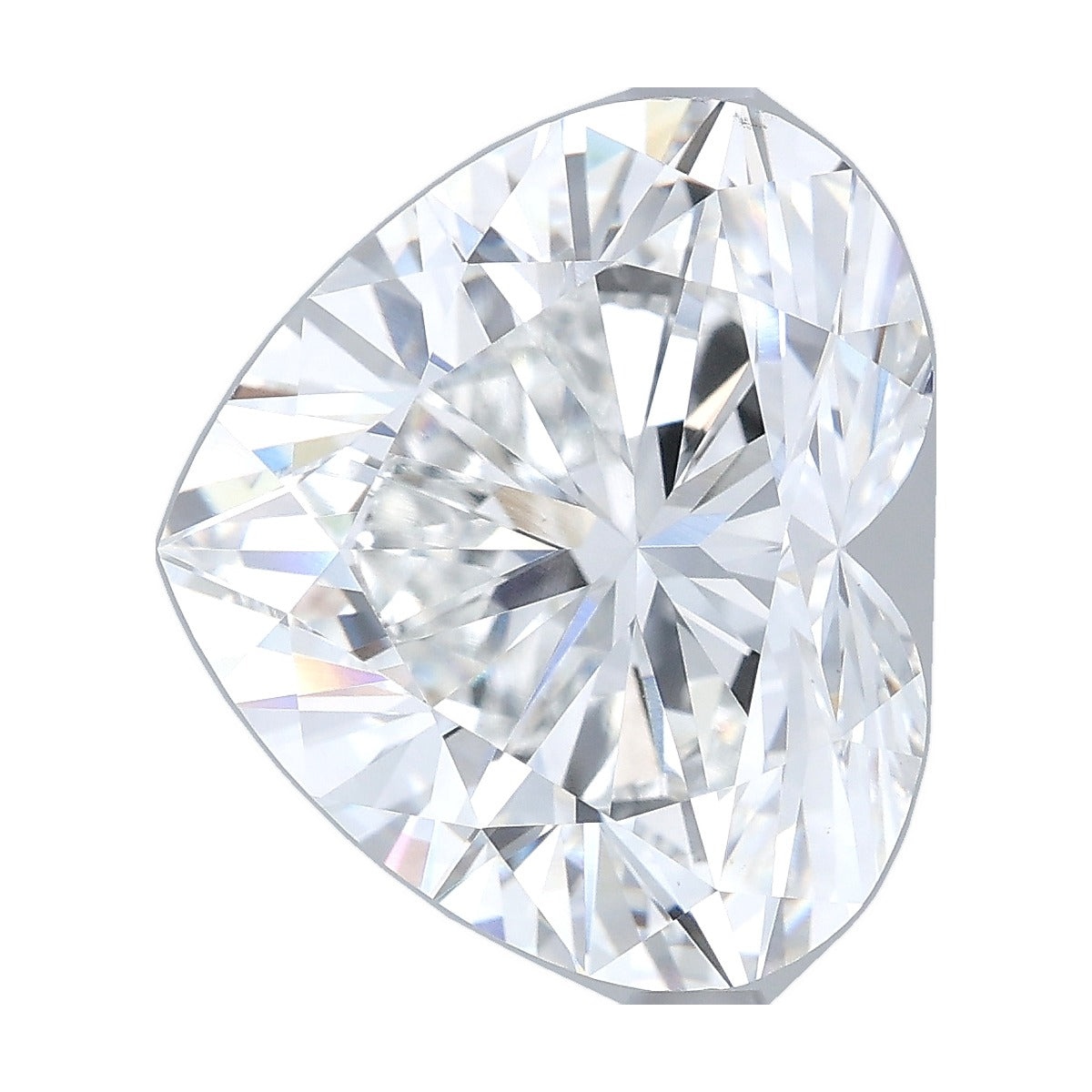 7.52 ct heart lab-grown diamond, E color, VS1 clarity, IGI certified, still from its 360° video