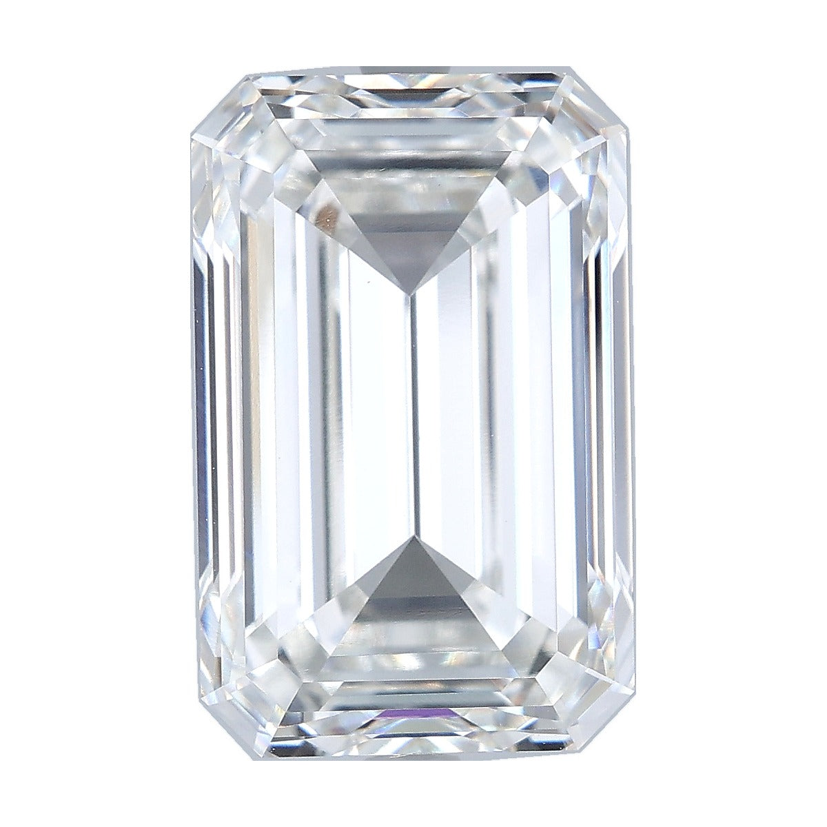 9.10 ct emerald lab-grown diamond, F color, VVS2 clarity, IGI certified, still from its 360° video